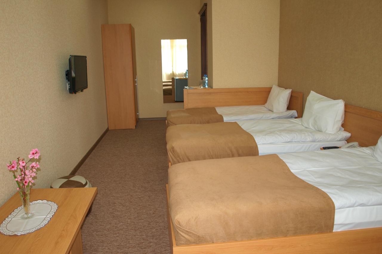 Hotel Liel Tiflis Exterior foto